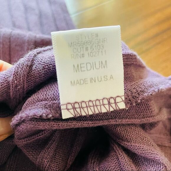 Harloweβ& Graham Purple Ribbed Top,β Size M - Picture 7 of 13
